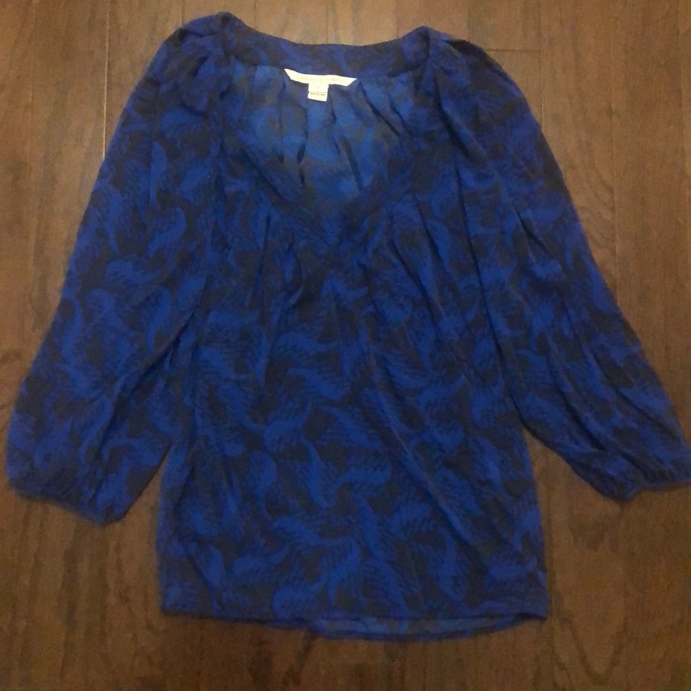 Beautiful silky Diane von furstenberg